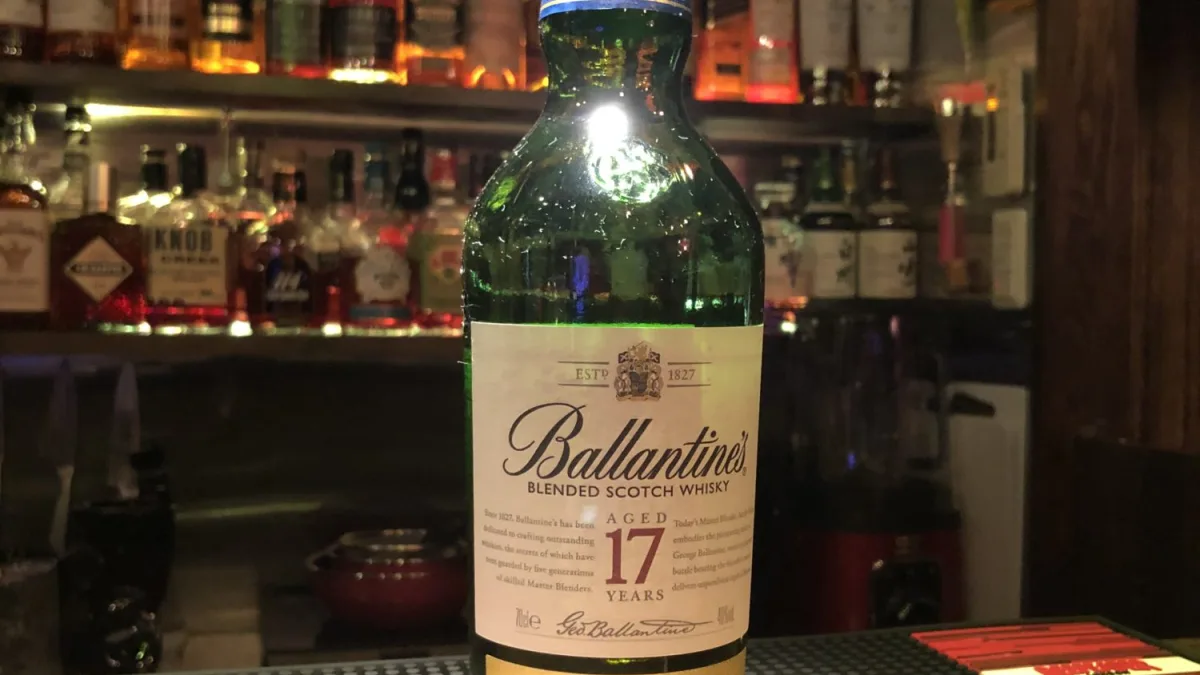バランタイン 17年｜「ザ・スコッチ」と称される傑作｜bar83rd