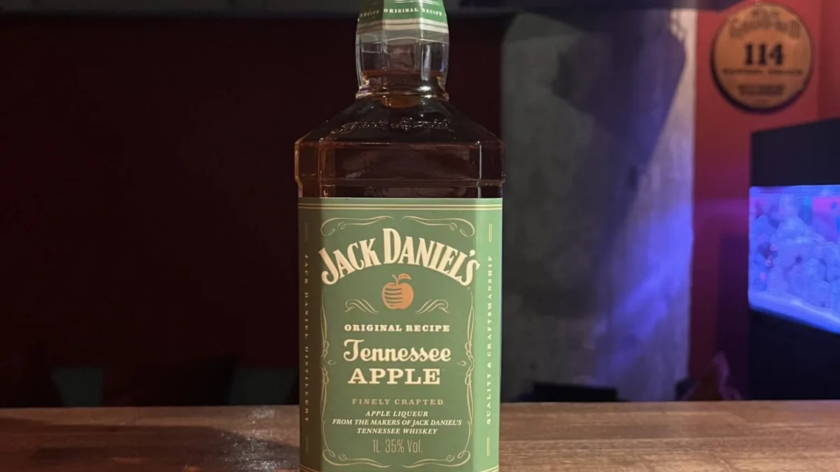 ジャック ダニエル テネシー アップル｜青りんご香る希少な一本｜bar83rd