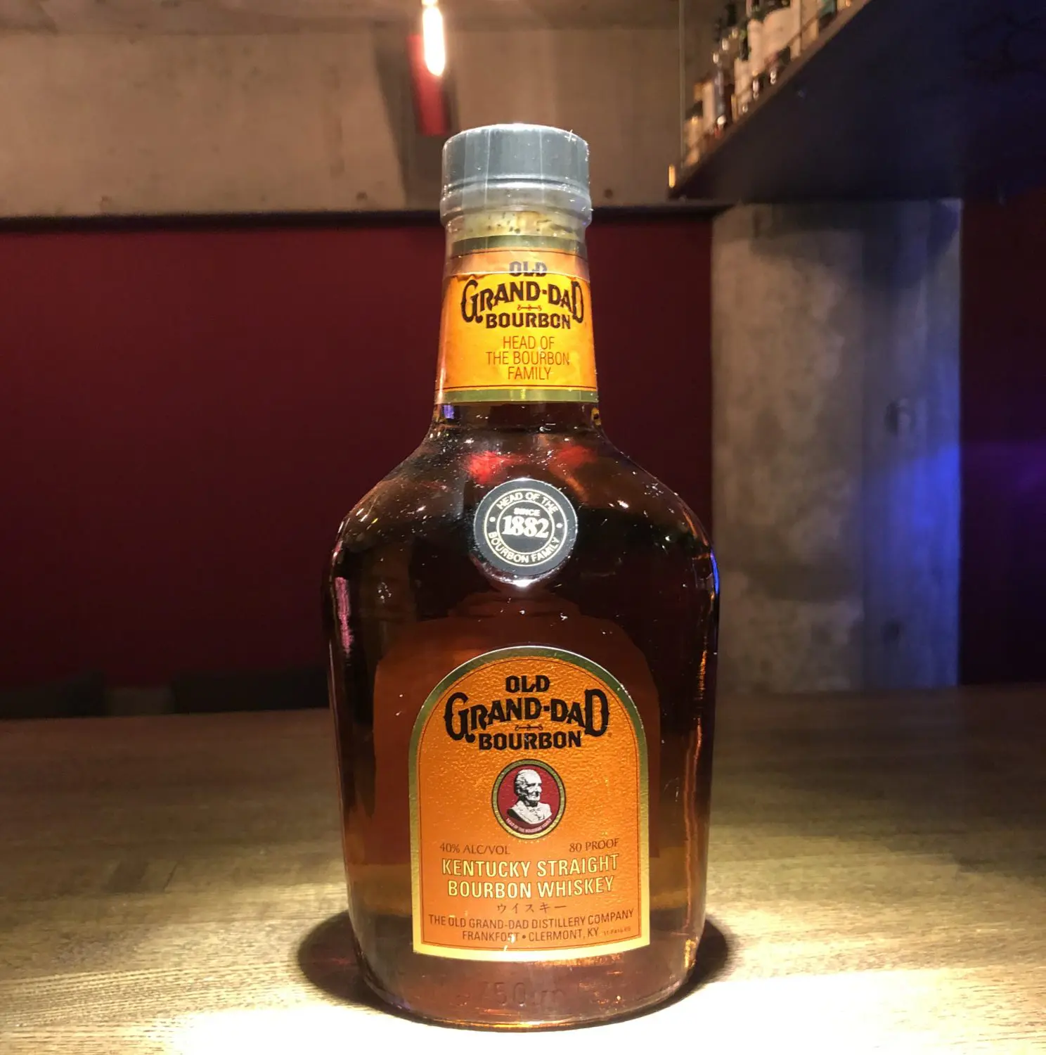オールドグランダッド | バーボン 40度 | 横浜馬車道の会員制バー