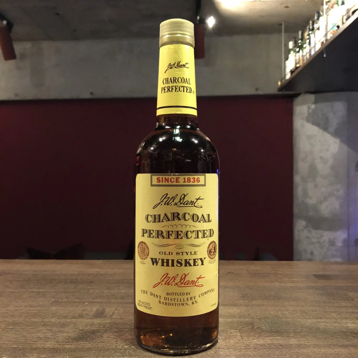 J.W. ダント チャコール パーフェクテッド | bar83rd（関内・横浜）